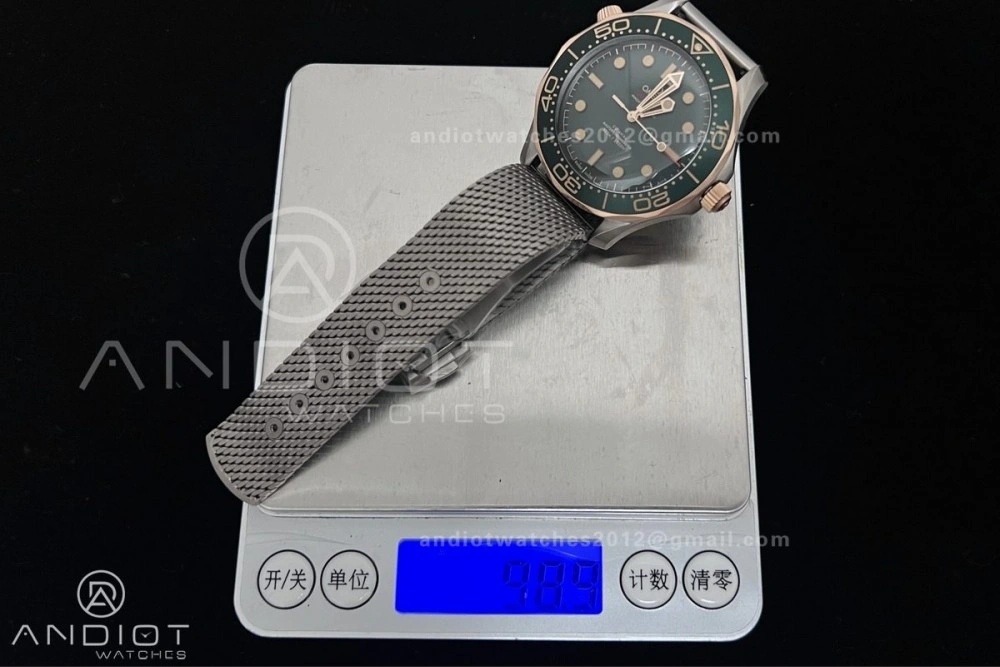 Seamaster 300M Diver Rose Gold VSF 1:1 Best Edition Green Dial on Mesh Bracelet A8806