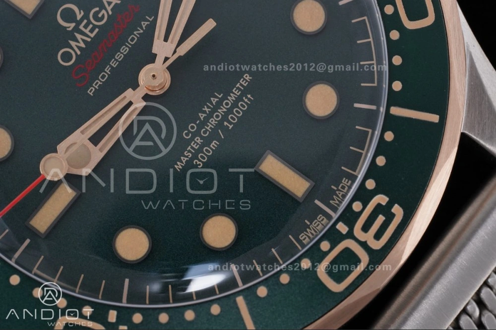 Seamaster 300M Diver Rose Gold VSF 1:1 Best Edition Green Dial on Mesh Bracelet A8806