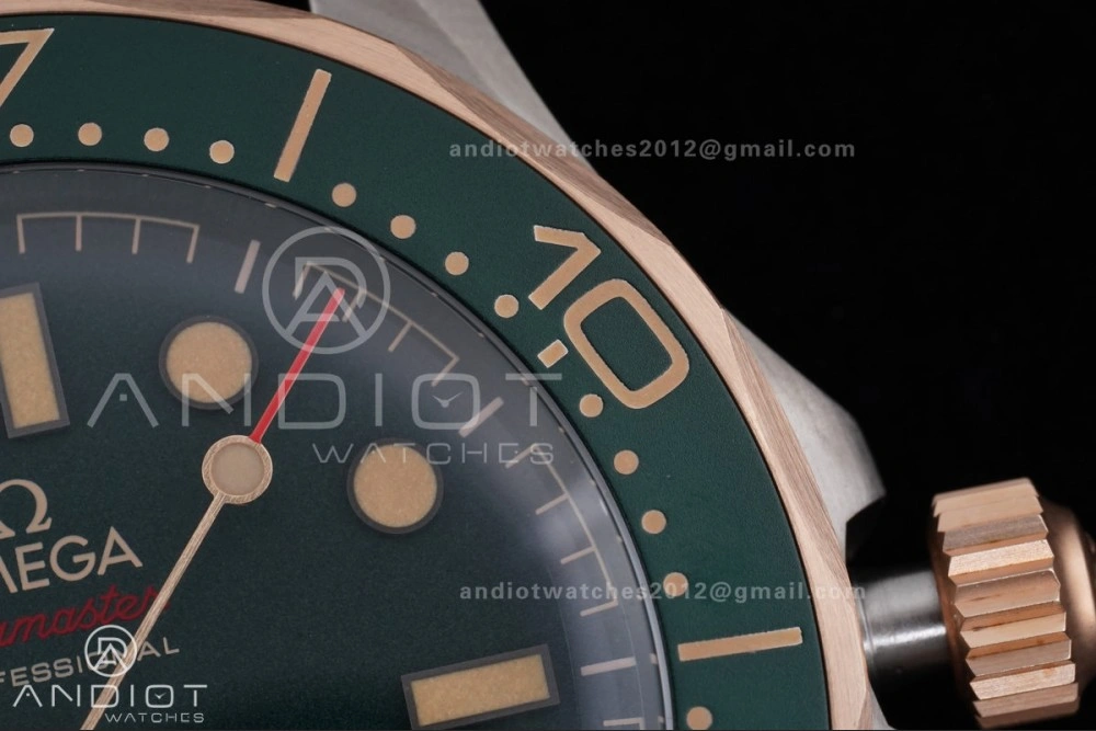 Seamaster 300M Diver Rose Gold VSF 1:1 Best Edition Green Dial on Mesh Bracelet A8806