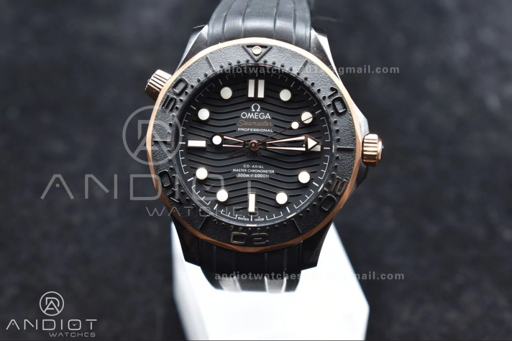Seamaster 300m 43.5mm Black Ceramic VSF 1:1 Best Edition Black Dial RG Bezel on Black Rubber Strap A8806