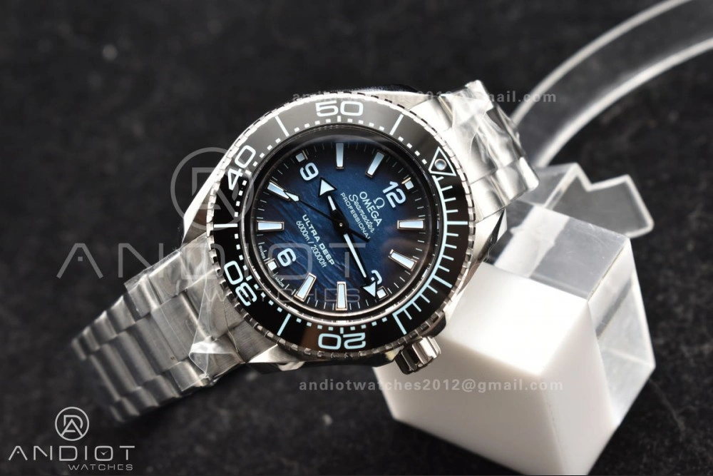Seamaster 6000M Ultra Deep SS VSF 1:1 Best Edition Summer Blue Dial on SS Bracelet A8912 Super Clone