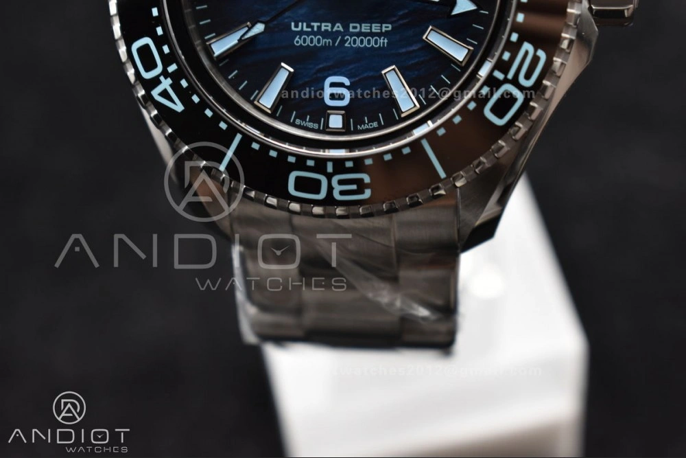 Seamaster 6000M Ultra Deep SS VSF 1:1 Best Edition Summer Blue Dial on SS Bracelet A8912 Super Clone