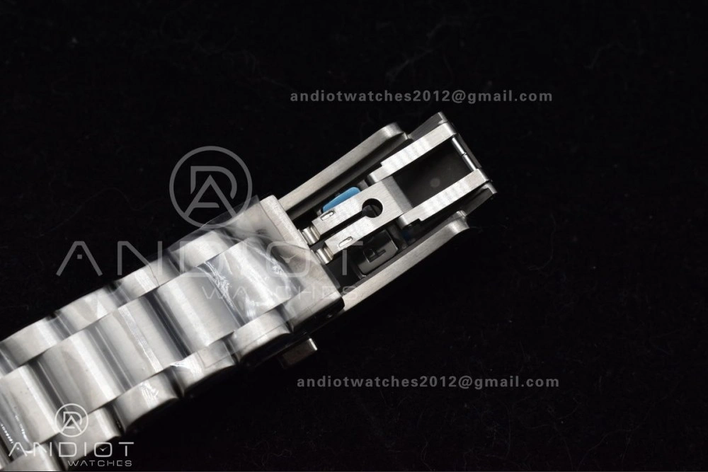 Seamaster 6000M Ultra Deep SS VSF 1:1 Best Edition Summer Blue Dial on SS Bracelet A8912 Super Clone