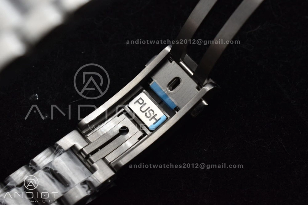 Seamaster 6000M Ultra Deep SS VSF 1:1 Best Edition Summer Blue Dial on SS Bracelet A8912 Super Clone