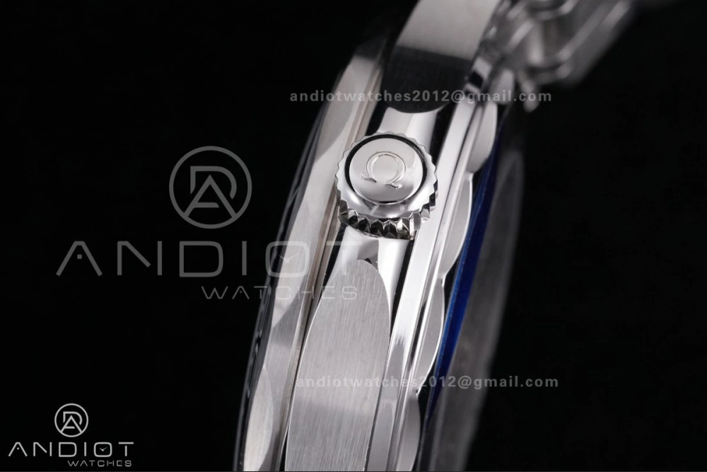 Seamaster Diver 300M Black Ceramic Bezel V4 VSF 1:1 Best Edition White Dial On SS Bracelet Super Clone Asian 8806