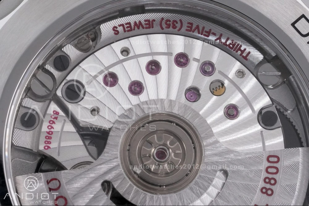 Seamaster Diver 300M Green Ceramic Bezel V4 VSF 1:1 Best Edition Green Dial On SS Bracelet Super Clone Asian 8800