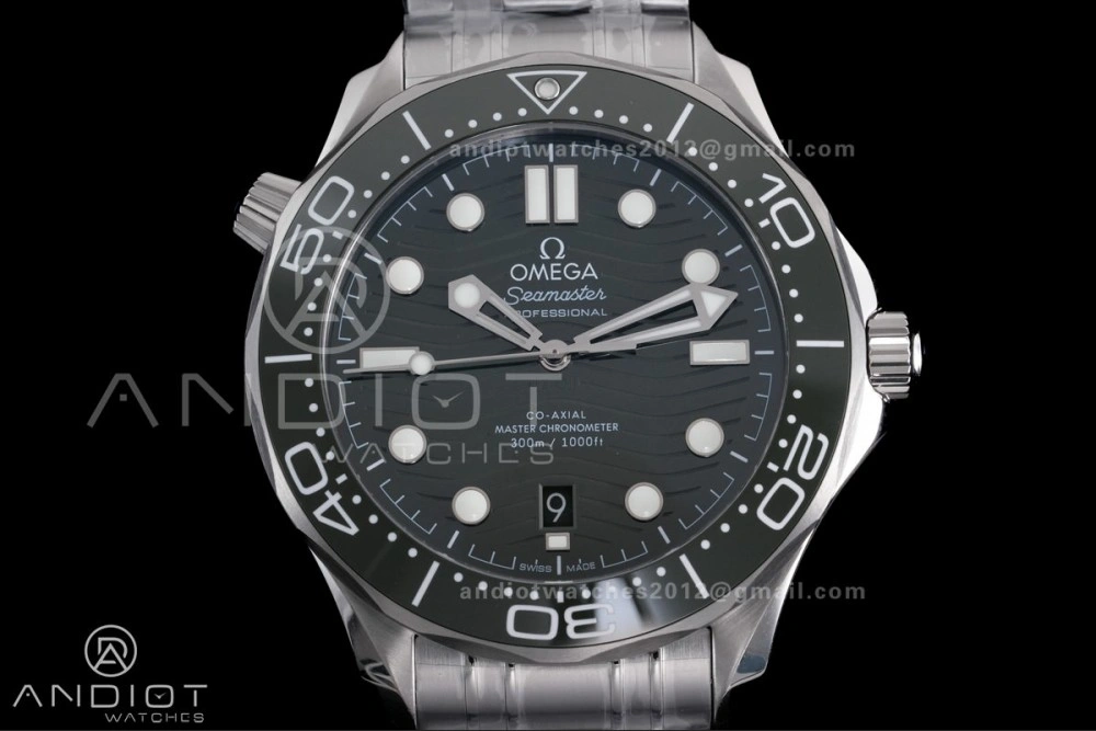 Seamaster Diver 300M Green Ceramic Bezel V4 VSF 1:1 Best Edition Green Dial On SS Bracelet Super Clone Asian 8800