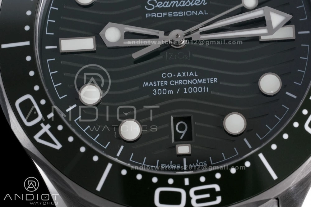 Seamaster Diver 300M Green Ceramic Bezel V4 VSF 1:1 Best Edition Green Dial On SS Bracelet Super Clone Asian 8800