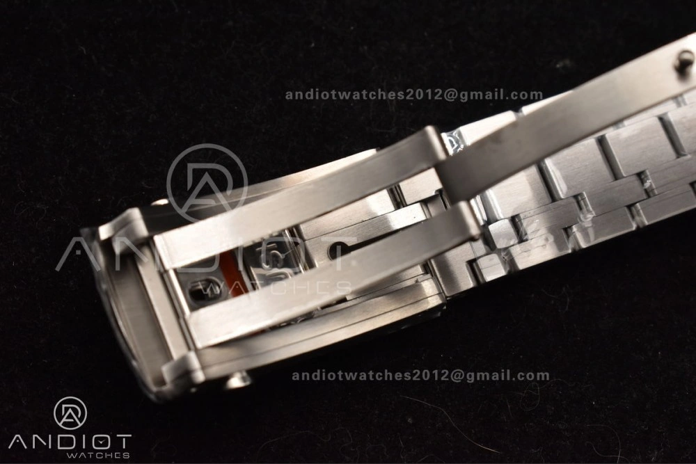 Seamaster Diver 300M SS Blue Ceramic Bezel VSF 1:1 Best Edition White Dial on SS Bracelet A2824