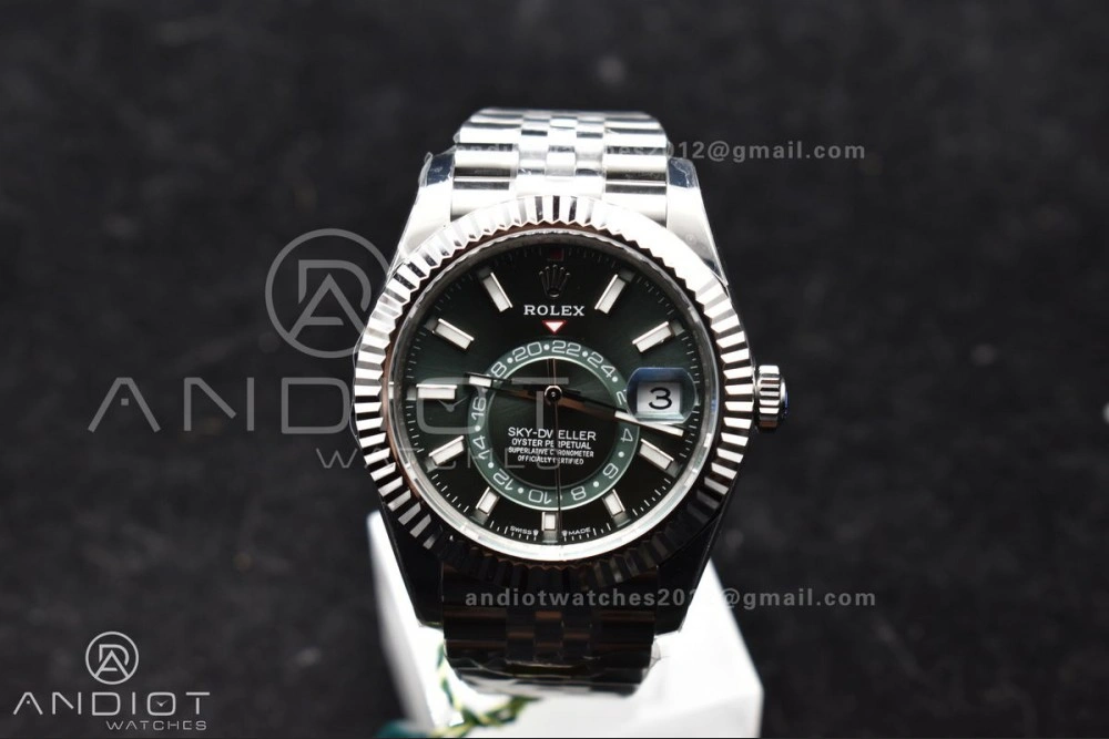 Sky-Dweller 326934 904L SS ZF 1:1 Best Edition Green Dial on SS Jubilee Bracelet A2824