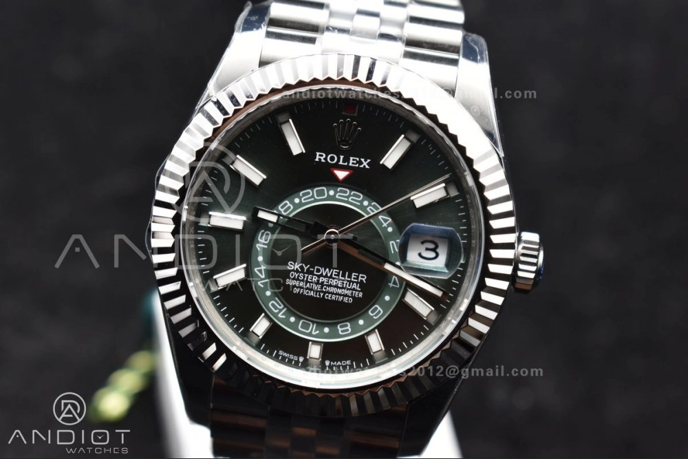 Sky-Dweller 326934 904L SS ZF 1:1 Best Edition Green Dial on SS Jubilee Bracelet A2824