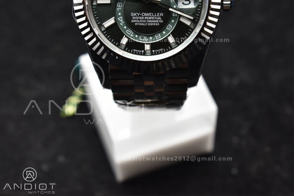 Sky-Dweller 326934 904L SS ZF 1:1 Best Edition Green Dial on SS Jubilee Bracelet A2824