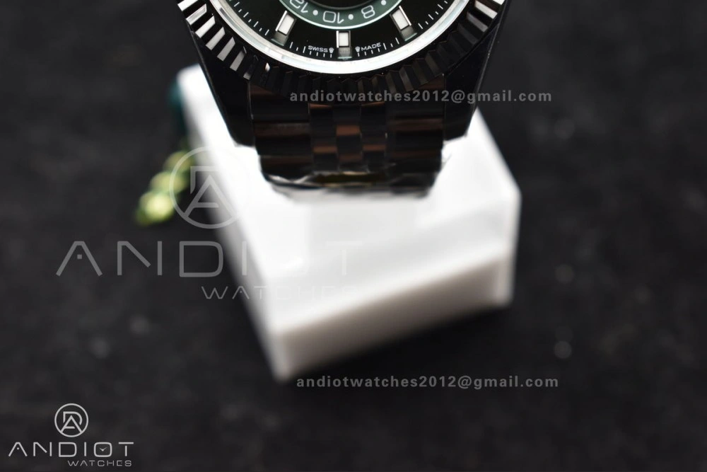 Sky-Dweller 326934 904L SS ZF 1:1 Best Edition Green Dial on SS Jubilee Bracelet A2824