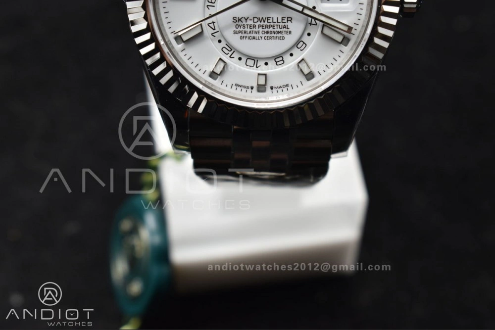 Sky-Dweller 326934 904L SS ZF 1:1 Best Edition White Dial on SS Jubilee Bracelet A2824