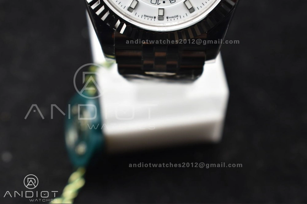 Sky-Dweller 326934 904L SS ZF 1:1 Best Edition White Dial on SS Jubilee Bracelet A2824