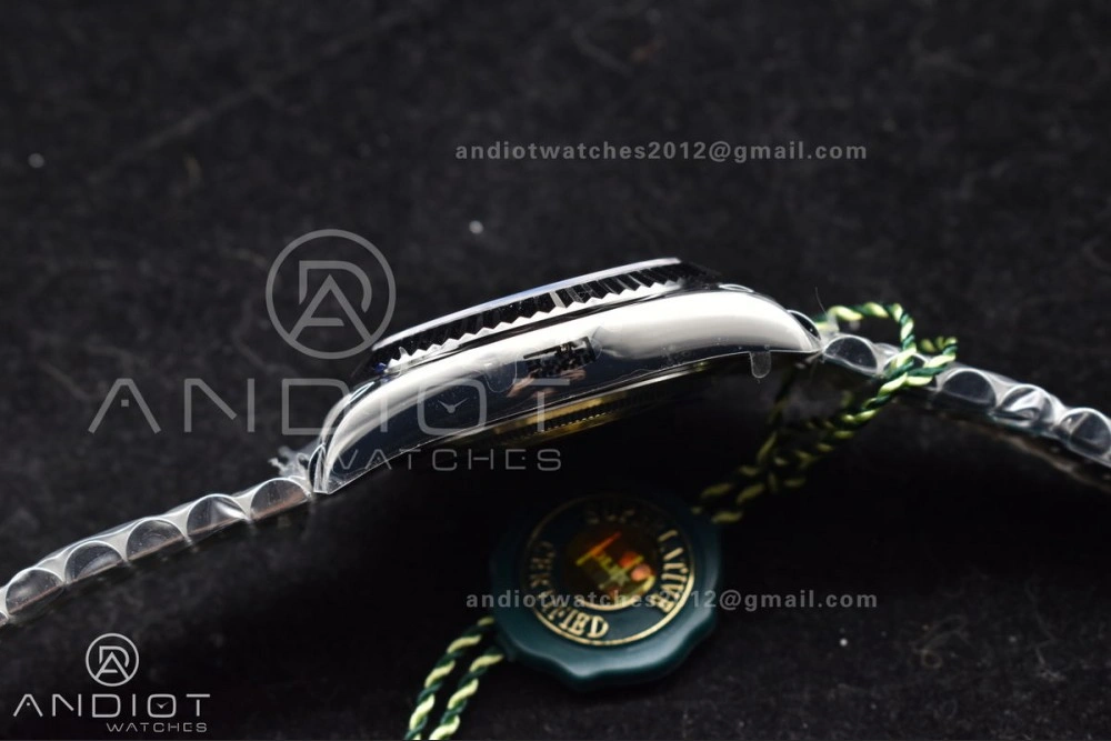 Sky-Dweller 326934 904L SS ZF 1:1 Best Edition White Dial on SS Jubilee Bracelet A2824