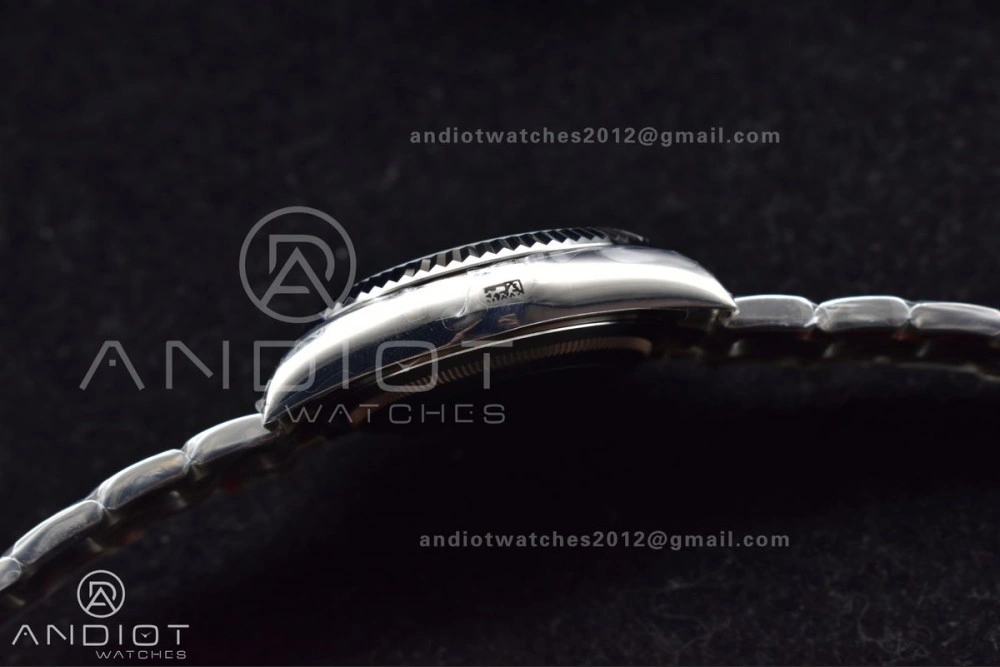 Skydweller SS Noob Best Edition Black Dial on SS Oyster Bracelet A23J