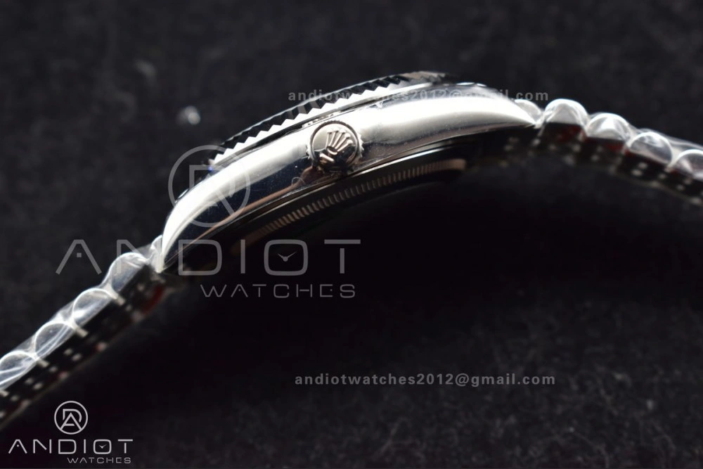 Skydweller SS Noob Best Edition White Dial On SS Jubilee Bracelet A23J