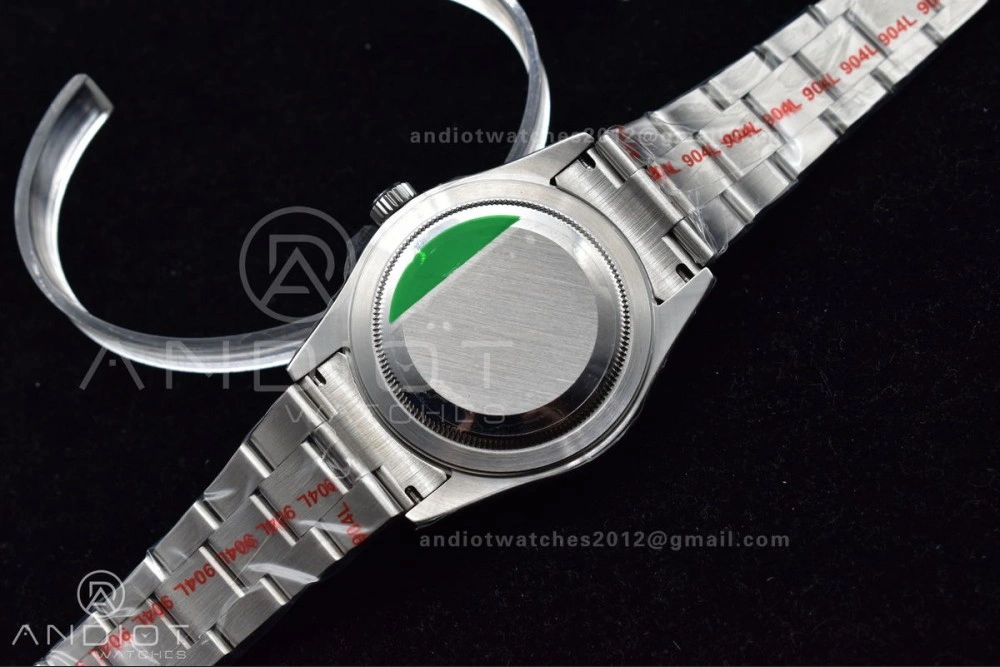 Skydweller SS TWF Best Edition Black Dial on SS Bracelet A23J