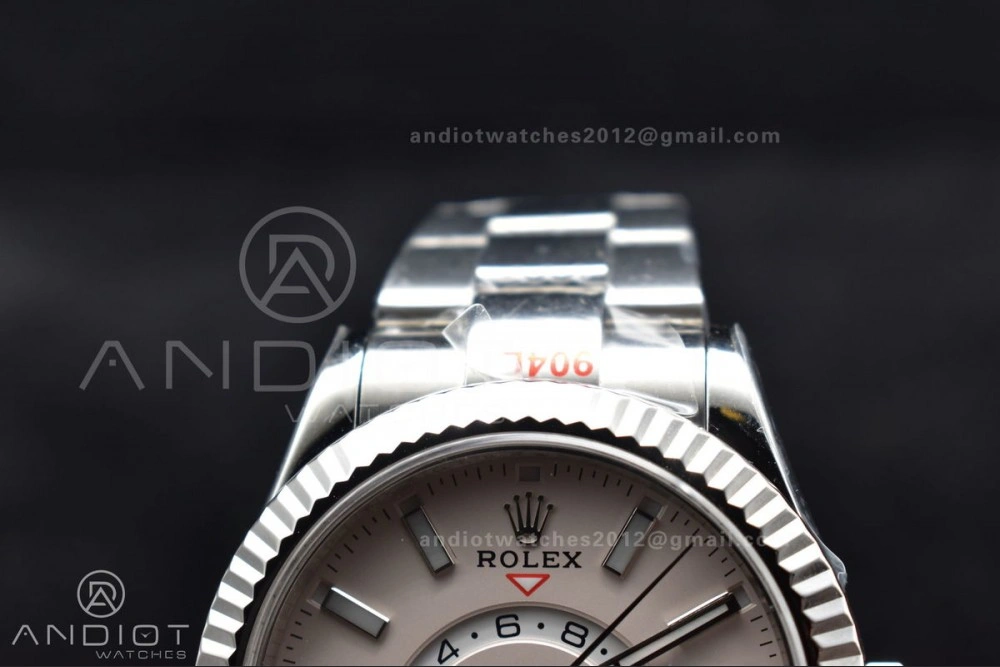 Skydweller SS TWF Best Edition White Dial on SS Bracelet