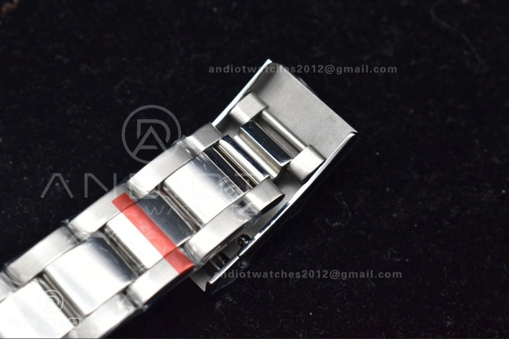 Skydweller SS TWF Best Edition White Dial on SS Bracelet