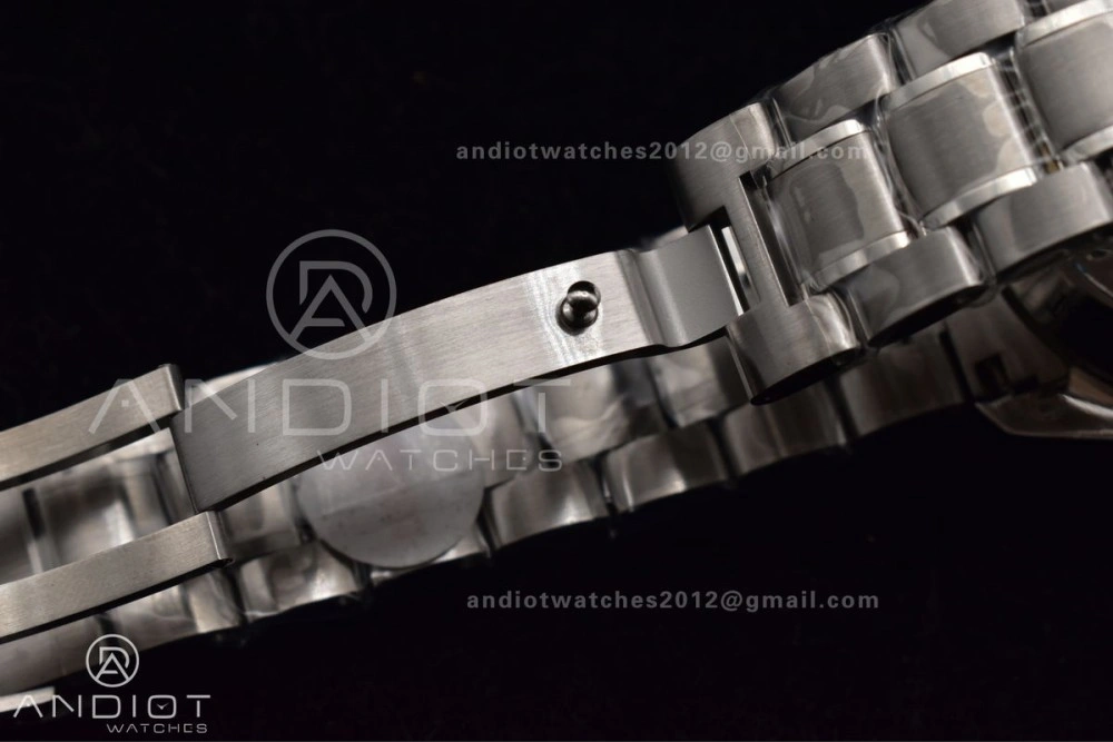 Speedmaster MoonWatch OMF SS Sapphire Crystal Black Dial on SS Bracelet Manual Winding Chrono Movement with Transparent Back