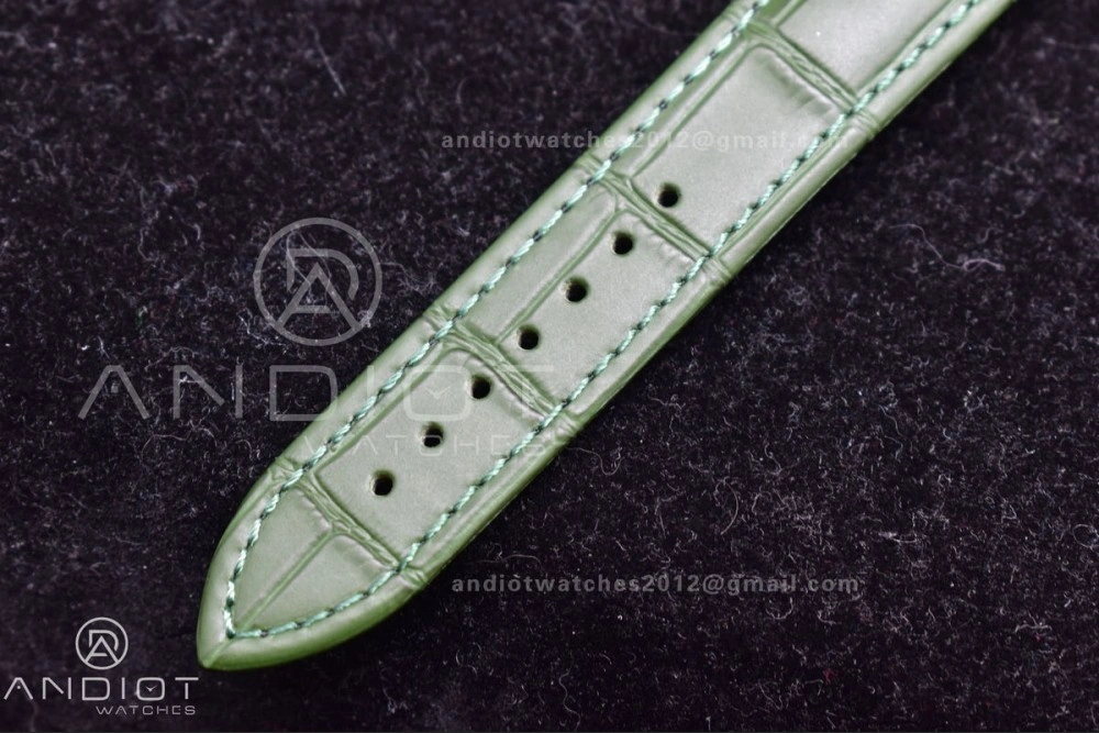 Speedmaster Moonwatch in Moonshine Gold YG RMF Best Edition Green Dial on Green Leather Strap Manual Chrono