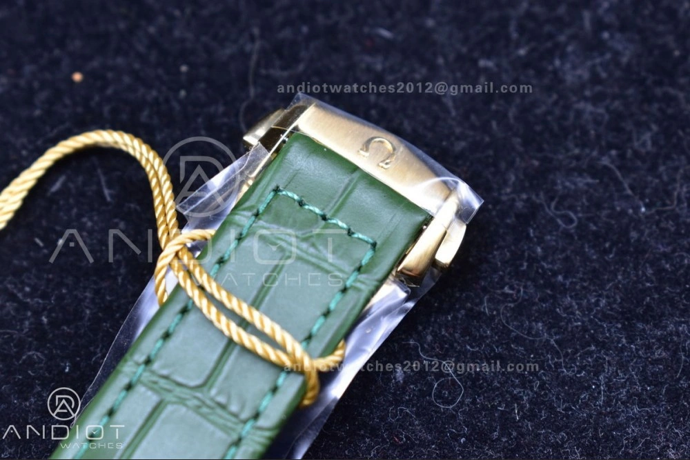 Speedmaster Moonwatch in Moonshine Gold YG RMF Best Edition Green Dial on Green Leather Strap Manual Chrono