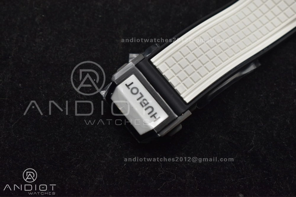 Square Bang Unico White Ceramic BBF 1:1 Best Edition on Rubber Strap A1280