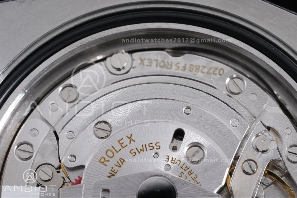 Submariner 116610 LV Green Ceramic 904L Steel VSF 1:1 Hulk Best Edition VS3135