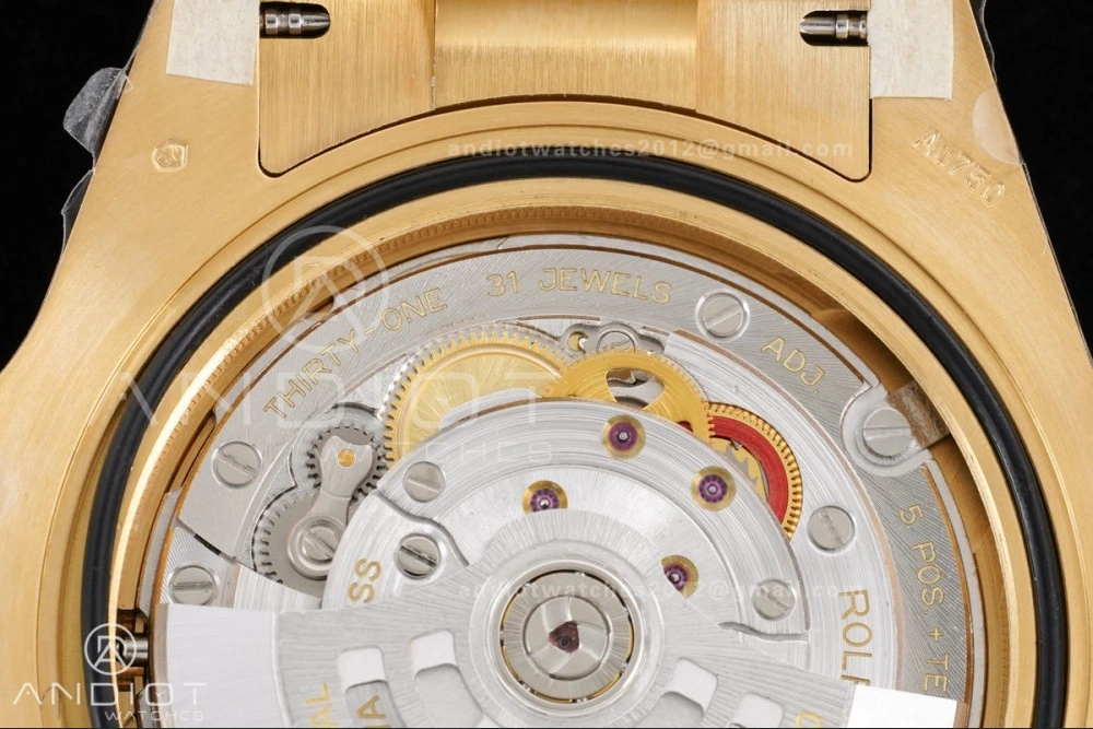 Submariner 126618 LN YG Clean 1:1 Best Edition Black Dial On YG Bracelet SH3235