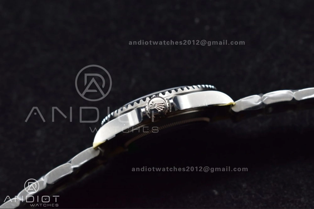 Submariner 16610 LV Green 904L Steel ARF1:1 Best Edition on SS Bracelet SH3135 V2