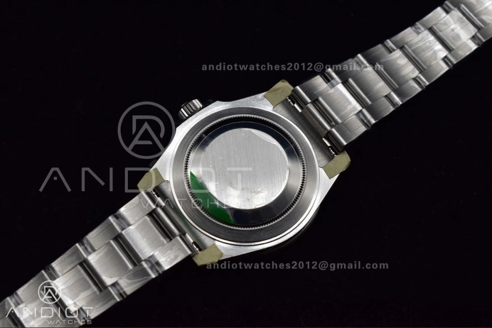 Submariner 16610 LV Green 904L Steel ARF1:1 Best Edition on SS Bracelet SH3135 V2