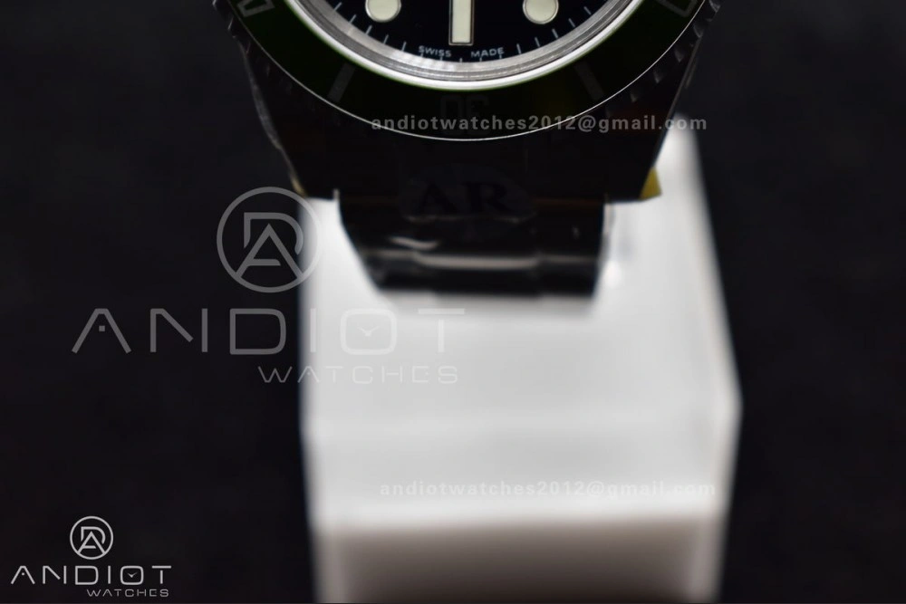 Submariner 16610 LV Green 904L Steel ARF1:1 Best Edition on SS Bracelet SH3135 V2