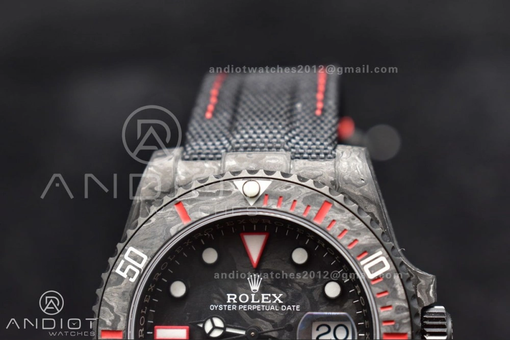 Submariner DIW Carbon VSF 1:1 Best Edition Black Red Dial on Black Nylon Strap VS3135