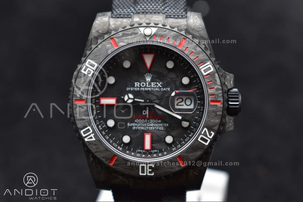 Submariner DIW Carbon VSF 1:1 Best Edition Black Red Dial on Black Nylon Strap VS3135