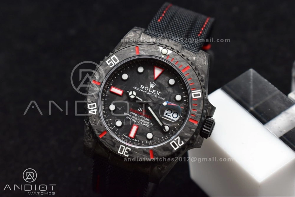 Submariner DIW Carbon VSF 1:1 Best Edition Black Red Dial on Black Nylon Strap VS3135