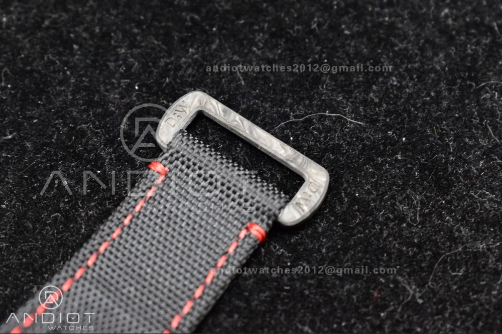 Submariner DIW Carbon VSF 1:1 Best Edition Black Red Dial on Black Nylon Strap VS3135