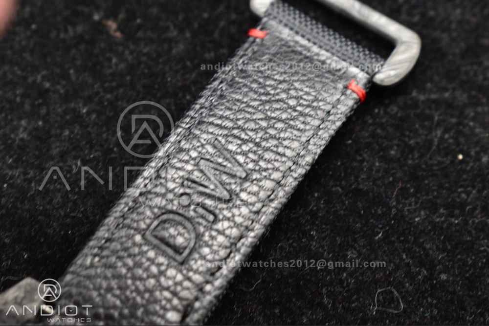 Submariner DIW Carbon VSF 1:1 Best Edition Black Red Dial on Black Nylon Strap VS3135