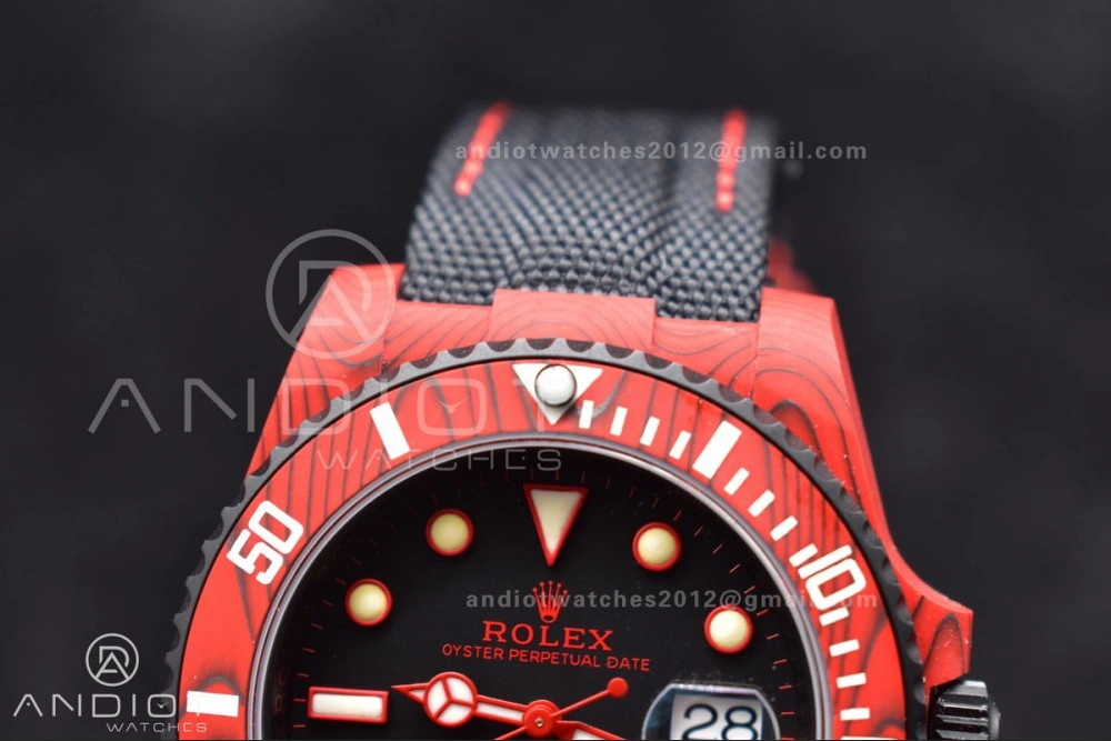 Submariner DIW Red Carbon VSF 1:1 Best Edition Black Dial on Black Nylon Strap VS3135