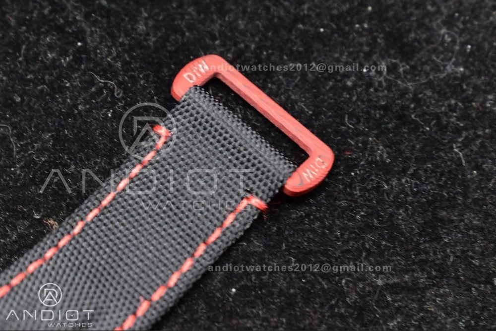 Submariner DIW Red Carbon VSF 1:1 Best Edition Black Dial on Black Nylon Strap VS3135