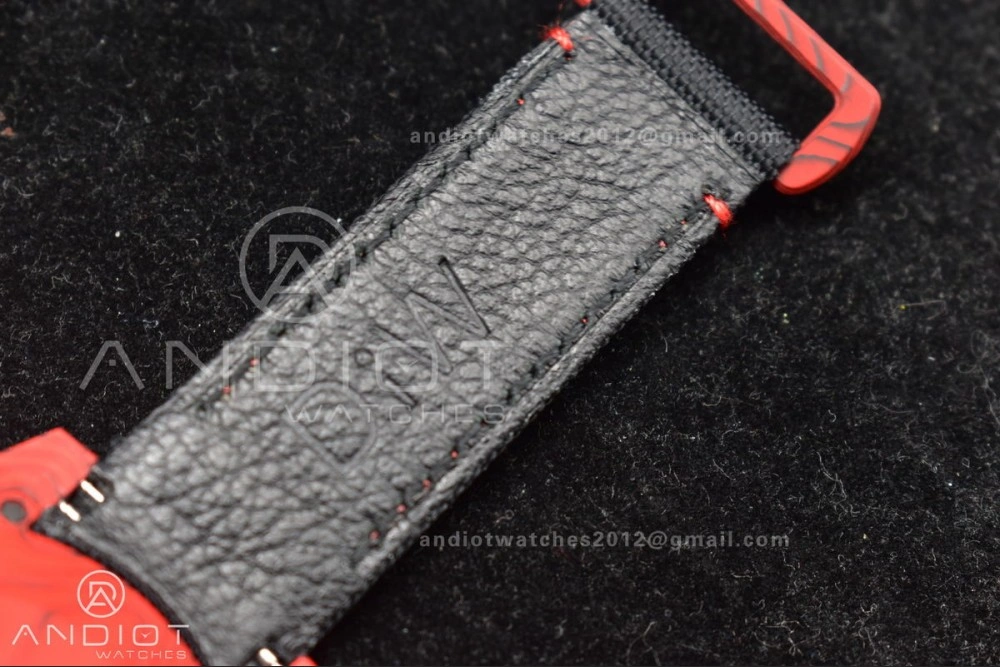 Submariner DIW Red Carbon VSF 1:1 Best Edition Black Dial on Black Nylon Strap VS3135