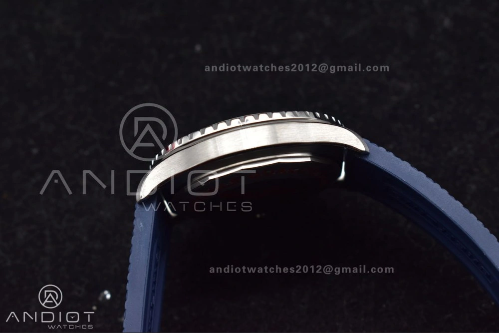 SuperOcean Automatic 42 SS BLSF 1:1 Best Edition Blue Dial on Blue Rubber Strap A2824