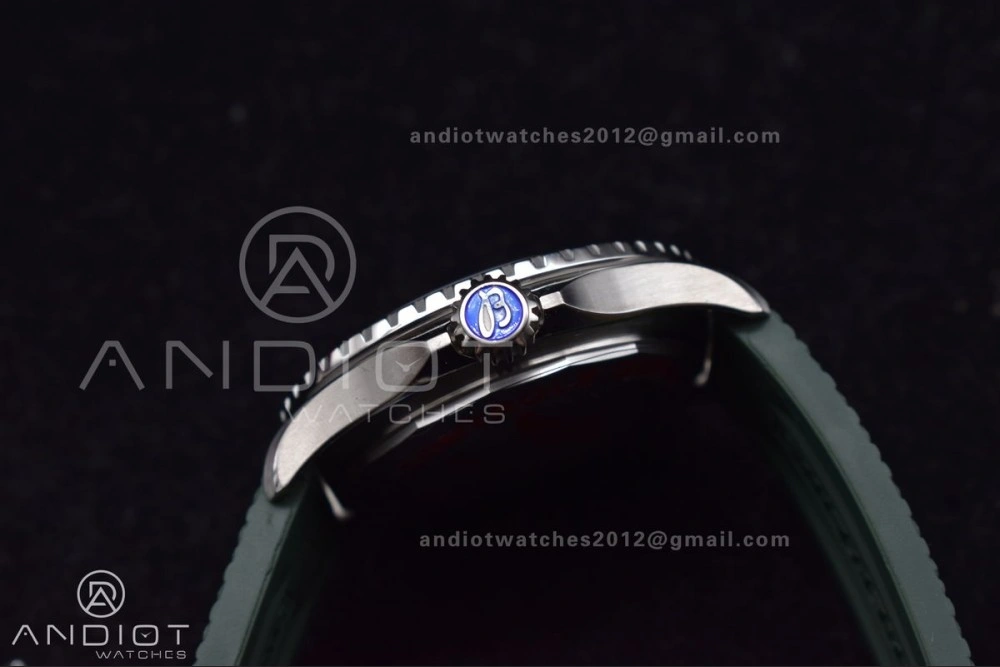 SuperOcean Automatic 42 SS BLSF 1:1 Best Edition Orange Dial on Green Rubber Strap A2824