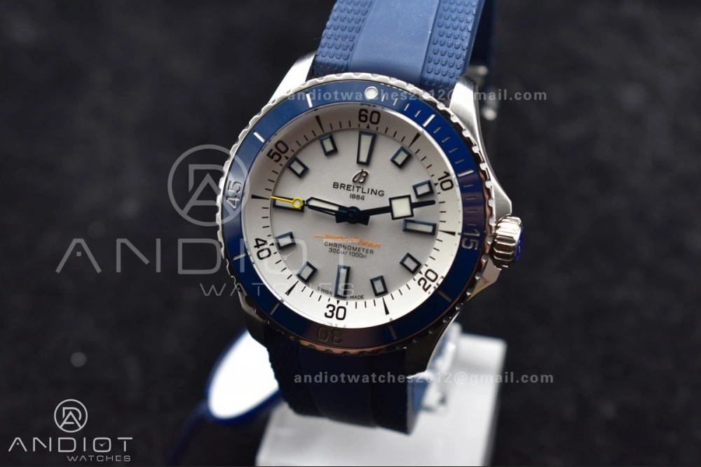 SuperOcean Automatic 42 SS BLSF 1:1 Best Edition White Dial on Blue Rubber Strap A2824