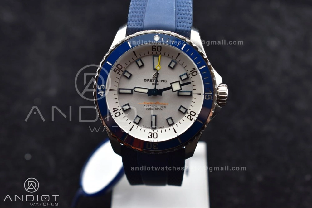 SuperOcean Automatic 42 SS BLSF 1:1 Best Edition White Dial on Blue Rubber Strap A2824