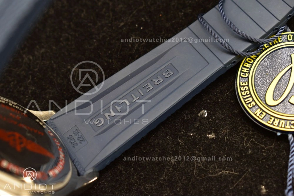 SuperOcean Automatic 42 SS BLSF 1:1 Best Edition White Dial on Blue Rubber Strap A2824