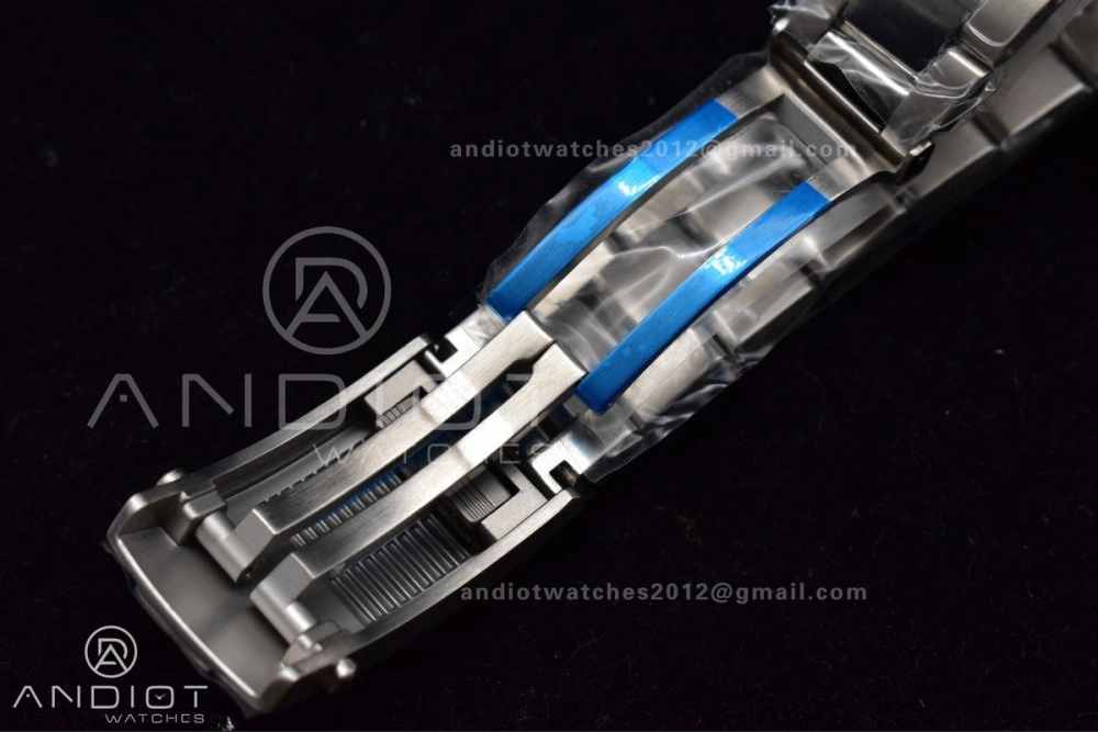 SuperOcean Automatic 44 TF 1:1 Best Edition Black White Dial on SS Bracelet A2824