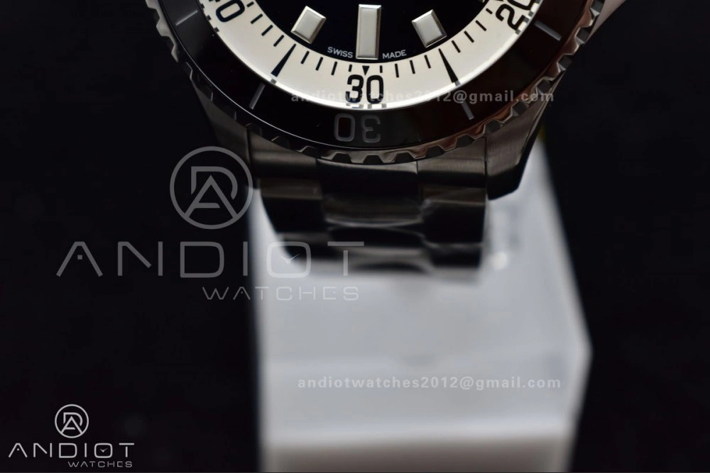 SuperOcean Automatic 44 TF 1:1 Best Edition Black White Dial on SS Bracelet A2824