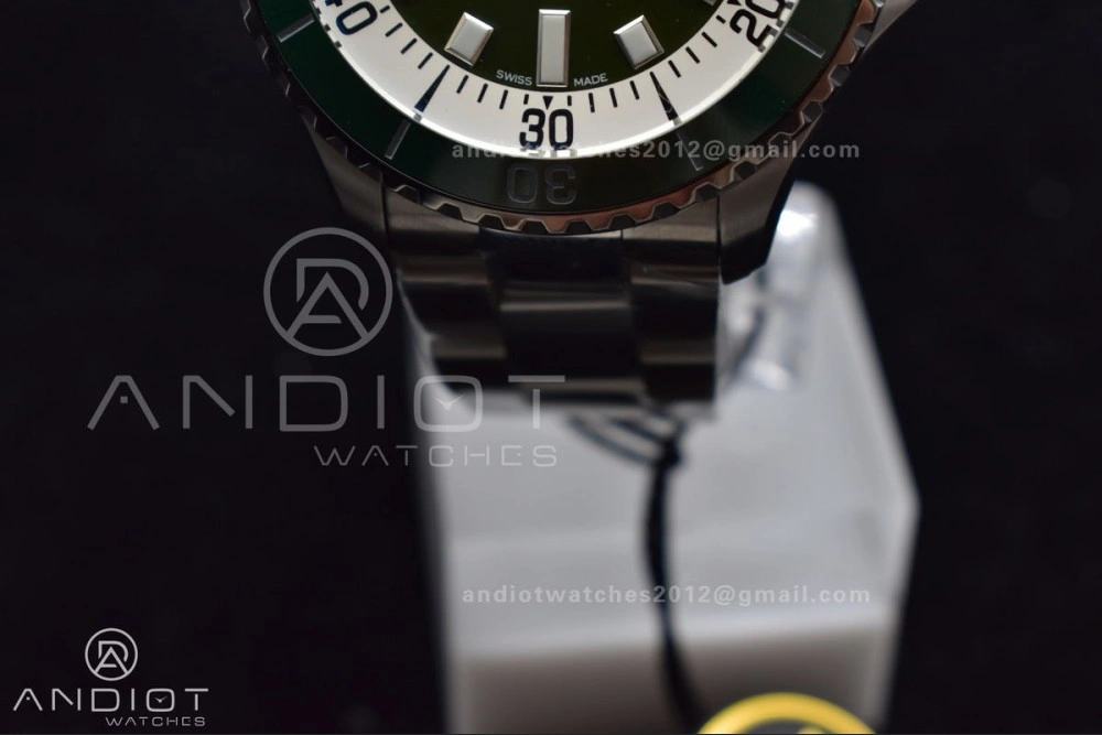 SuperOcean Automatic 44 TF 1:1 Best Edition Green Ceramic Bezel Green White Dial on SS Bracelet A2824